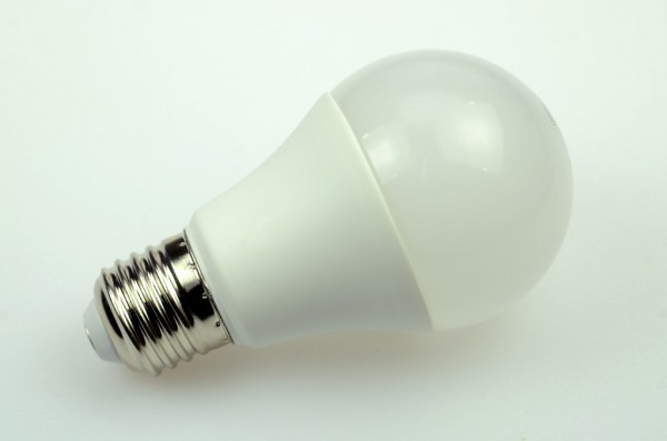 Green Power LED Tropfenlampe, 8x SMD kaltweiss E27 810 Lumen 8 Watt 230V DC-kompatibel